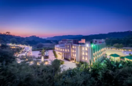 Golden Tulip Chandigarh, Panchkula Hotels in 