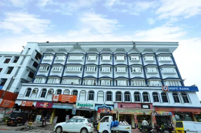 Hotel RV Tower KANNENGATH K.L.D.C. Water source 주변 호텔