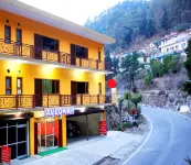 Hotel Avlokan - Near Kainchi Dham Mandir