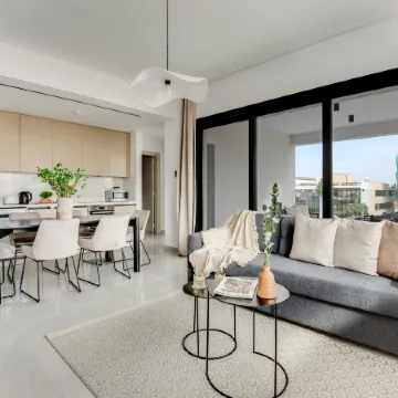 Sanders Premier - Lovely 2 Bdr. Apt. with Balcony Отели рядом с достопримечательностью «Cyprus University of Technology»