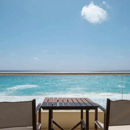 Hotel NYX Cancun