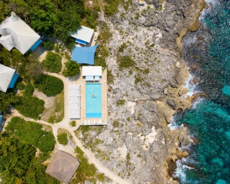 Idle Awhile Cliffs Hotels in West End