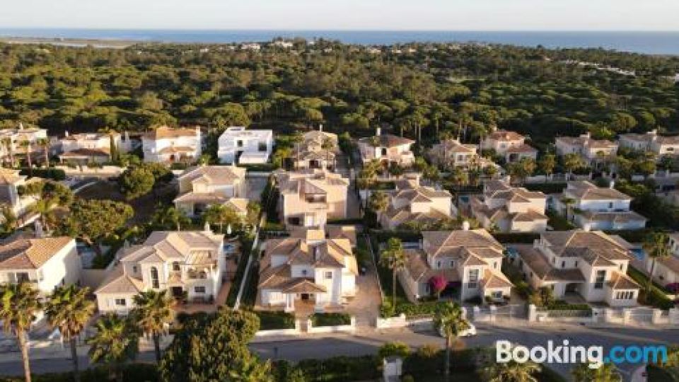 Santos Villa in Quinta do Lago