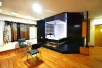 The Hindustan Residency 아산솔 호텔