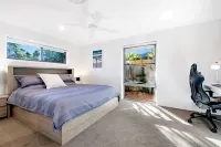 Luxico Mermaid Retreat (Heated Pool)