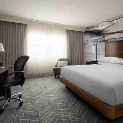 Minneapolis Marriott Northwest Rooms