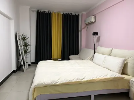 Fangdong Xiao A Jing Apartment (Wenchang Avenue)