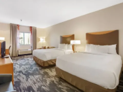 Fairfield Inn & Suites Mobile Hotels near Festival Centre