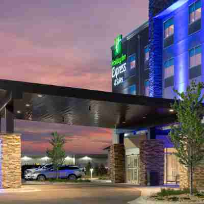 Holiday Inn Express & Suites Colorado Springs South I-25 Hotel Exterior