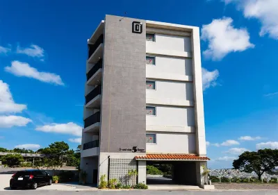 D-and Stay. 5 Resort Okinawa Hotel di Urasoe