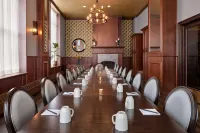 Landmark Inn Hotels in Harvey