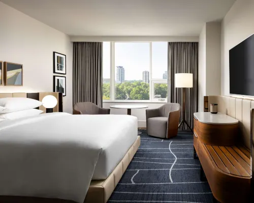 Park Hyatt Toronto Hotels near Bathurst Metro Station