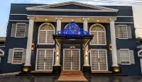Cedros Inn Boutique Hotel