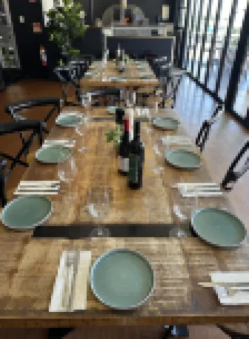 The Queens Gladstone Hotels in Gladstone Central