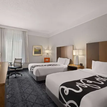 La Quinta Inn and Suites by Wyndham at WaTiki Waterpark