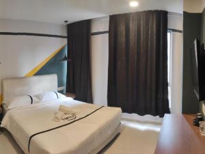 Smile Hotel Seri Kembangan