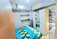 Cibubur Village Apartment by Sang Living Gunadarma University F6周辺のホテル