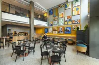 Tryp by Wyndham Pulteney Street Adelaide - breakfast
