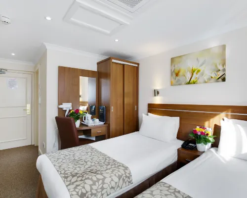 Park Avenue Bayswater Inn Hyde Park Отели рядом с достопримечательностью «Актон»