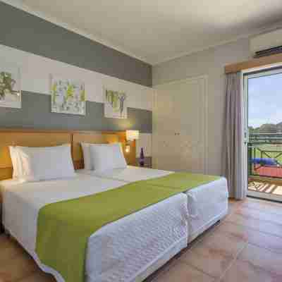 AP Victoria Sports & Beach Rooms