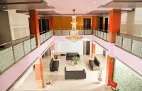Hotel Vaishnavi Heights Hotel di Manjurahi