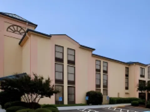 Holiday Inn Express ANDERSON-I-85 (EXIT 27-HWY 81) by IHG Hotels in Anderson