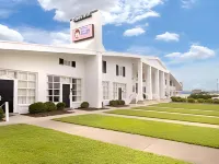 Days Inn by Wyndham Kill Devil Hills Oceanfront - Wilbur Các khách sạn ở Kill Devil