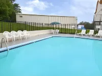 Days Inn by Wyndham Aberdeen - Pools