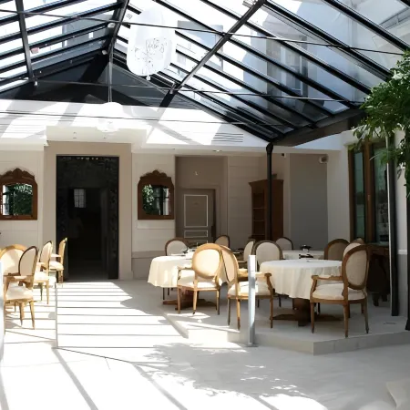 Hotel Jean Moët