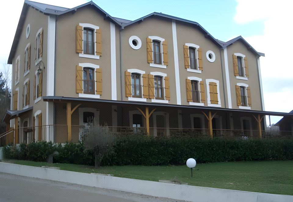 hotel overview picture