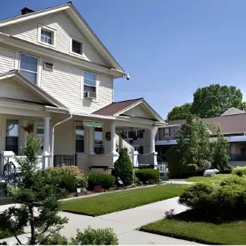 Simmons Motel and Suites