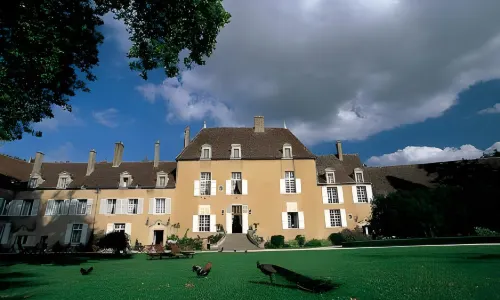 Château de Vault de Lugny