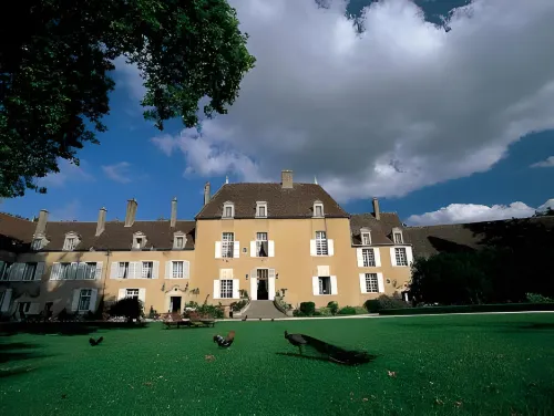 Château de Vault de Lugny