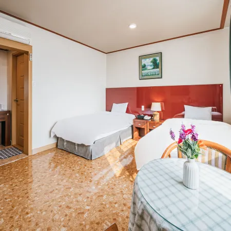 Jeju Golf Hotel Отели рядом с достопримечательностью «Музей компьютеров Nexon»