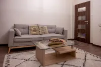 Design 1Bdr Apartment in Top Center - Free Parking -  Appartamenti vacanze