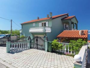 Superb Apartment in Senj Lika Karlovac with Private Pool