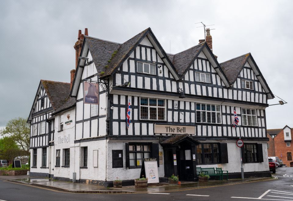Bell Hotel by Greene King Inns
