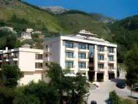 Hotel & Apartments Hec Residence Hotel di Przno