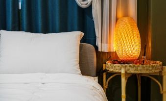 Gyeongju Old Road Pension (Emotional Accommodation, Near Hwangridan-Gil, Ample Parking)