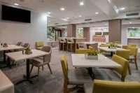 Four Points by Sheraton Alexandria - breakfast