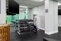 Holiday Inn Resort OCEANFRONT @ SURFSIDE BEACH by IHG - Gym