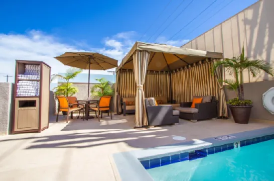 พาลิเฮาส์ เวสต์ ฮอลลีวูด แอท เบเวอร์ลี ฮิลส์ โรงแรมใกล้เบเวอรีฮิลล์