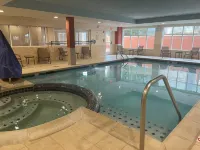 Holiday Inn Express & Suites GRAND RAPIDS-NORTH by IHG - Pools