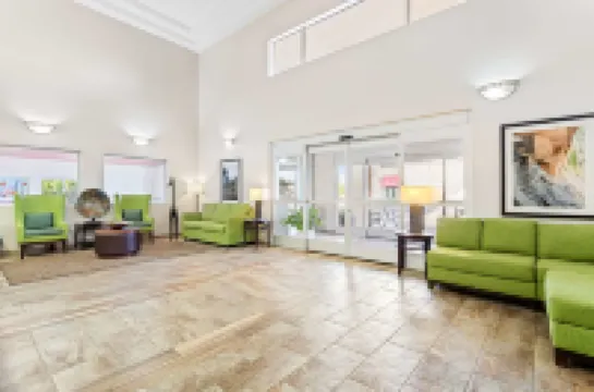 Comfort Inn & Suites I-25 Near Spaceport America