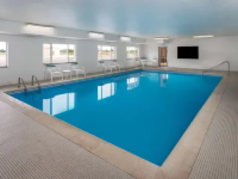 Days Inn & Suites by Wyndham of Morris Hotels in Morris