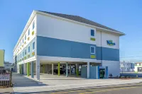 The Waves Hotel, Ascend Hotel Collection Hotels in 