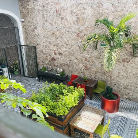 Kuku Ruku Hotel