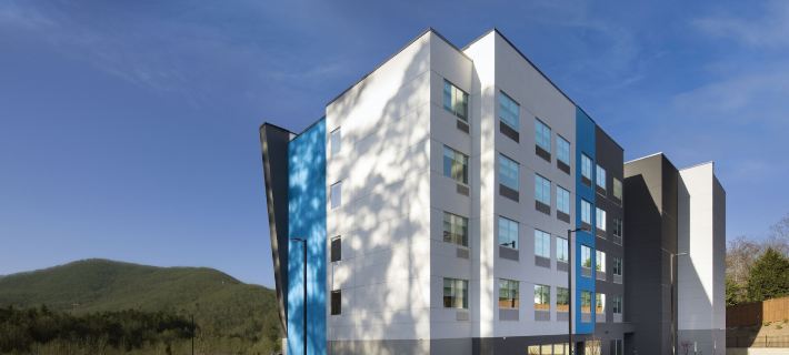 Tru by Hilton Asheville Blue Ridge Parkway Отели в г. Эшвилл