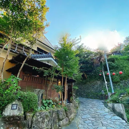 Hot Spring Inn Banya