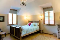 Adelaide Hills Camellia Cottage Wifi Hotels in Crafers